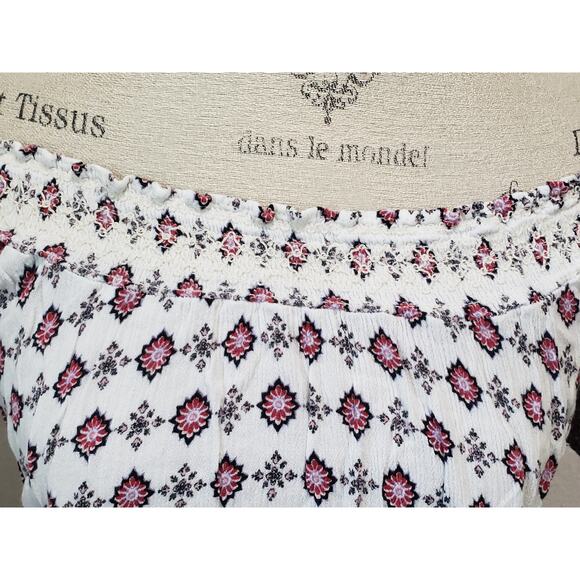 Self E Crochet Trim Knit Cold Shoulder or Short Sleeve Shirt Blouse | Size Large - Picture 3 of 11